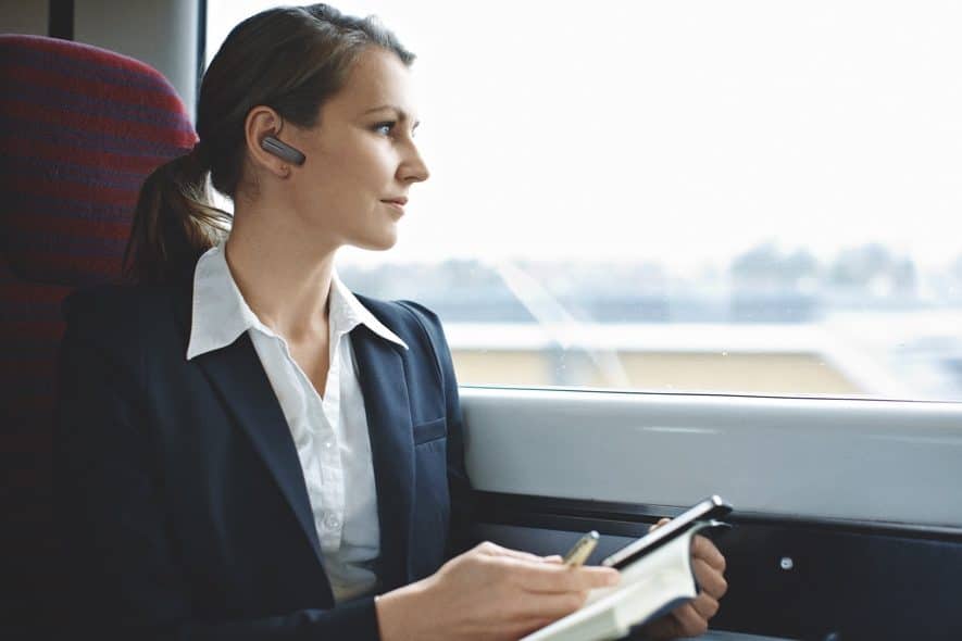 Jabra_train_commuting